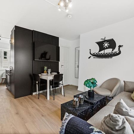 Homerentals Apartments - Behind Bryggen & Historic Cobblestone Streets - 2 Floor Renovated From February 2025 Bergen Exterior photo