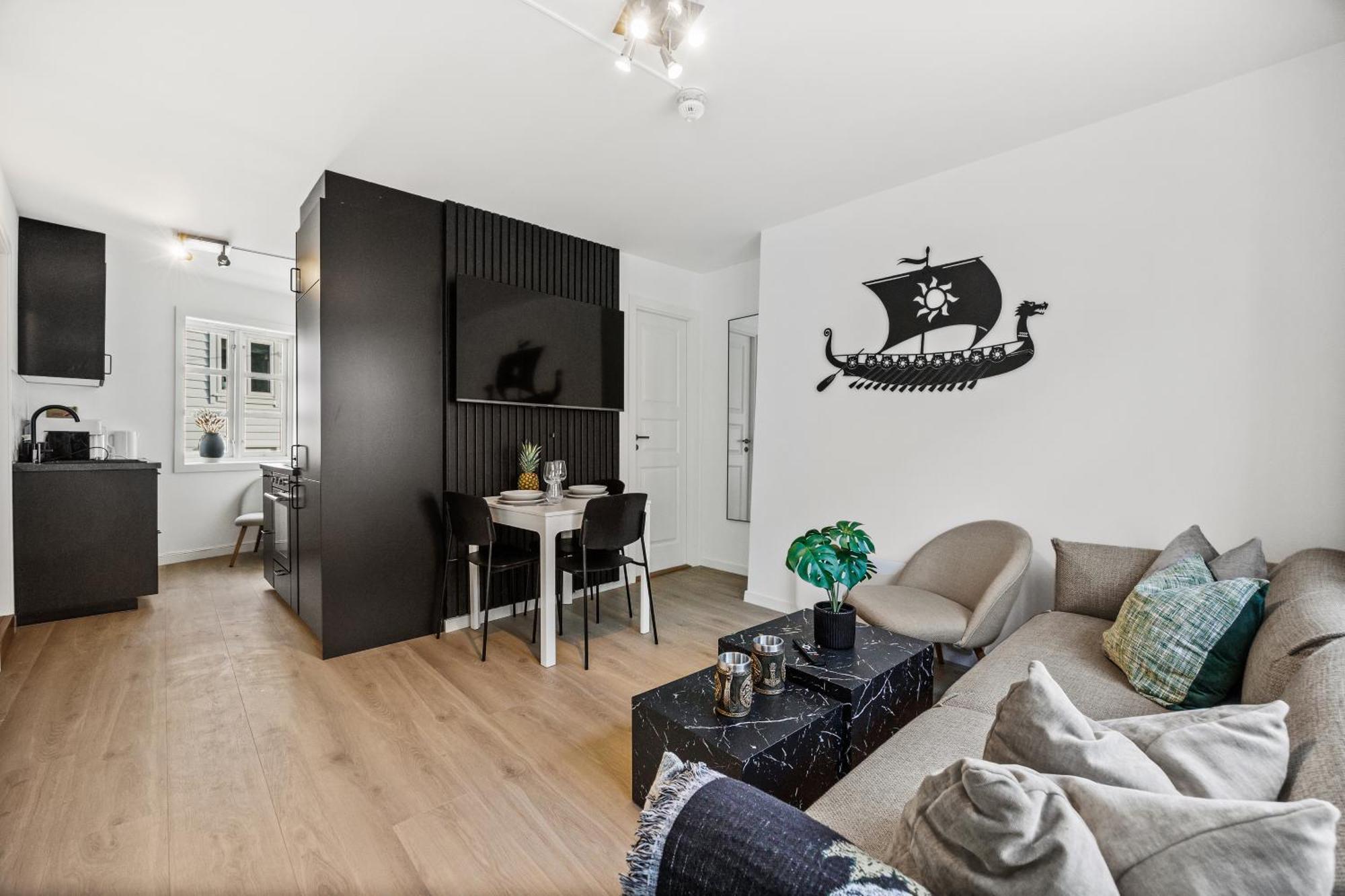 Homerentals Apartments - Behind Bryggen & Historic Cobblestone Streets - 2 Floor Renovated From February 2025 Bergen Exterior photo